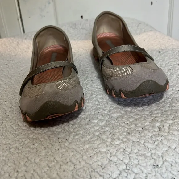 Skechers Mary Jane woman casual shoes size 10 - Picture 3 of 9